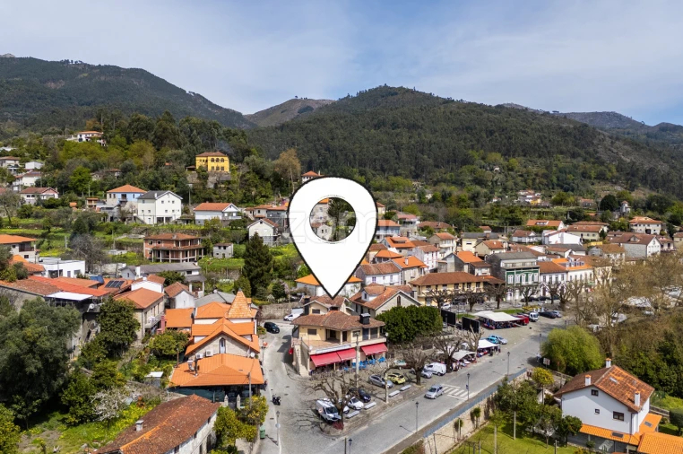 Moradia T5 para Venda em Bouro (Santa Maria) Foto 55