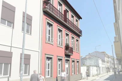 Apartamento T1 para Venda em Paranhos