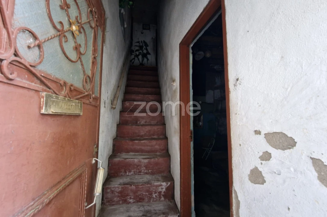 Moradia T1 para Venda em Arcozelo Foto 9