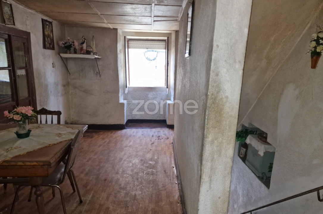 Moradia T1 para Venda em Arcozelo Foto 4