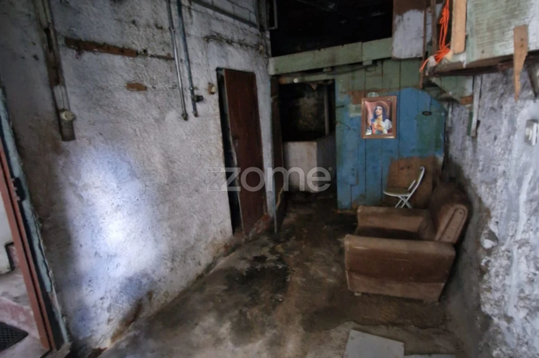 Moradia T1 para Venda em Arcozelo Foto 6