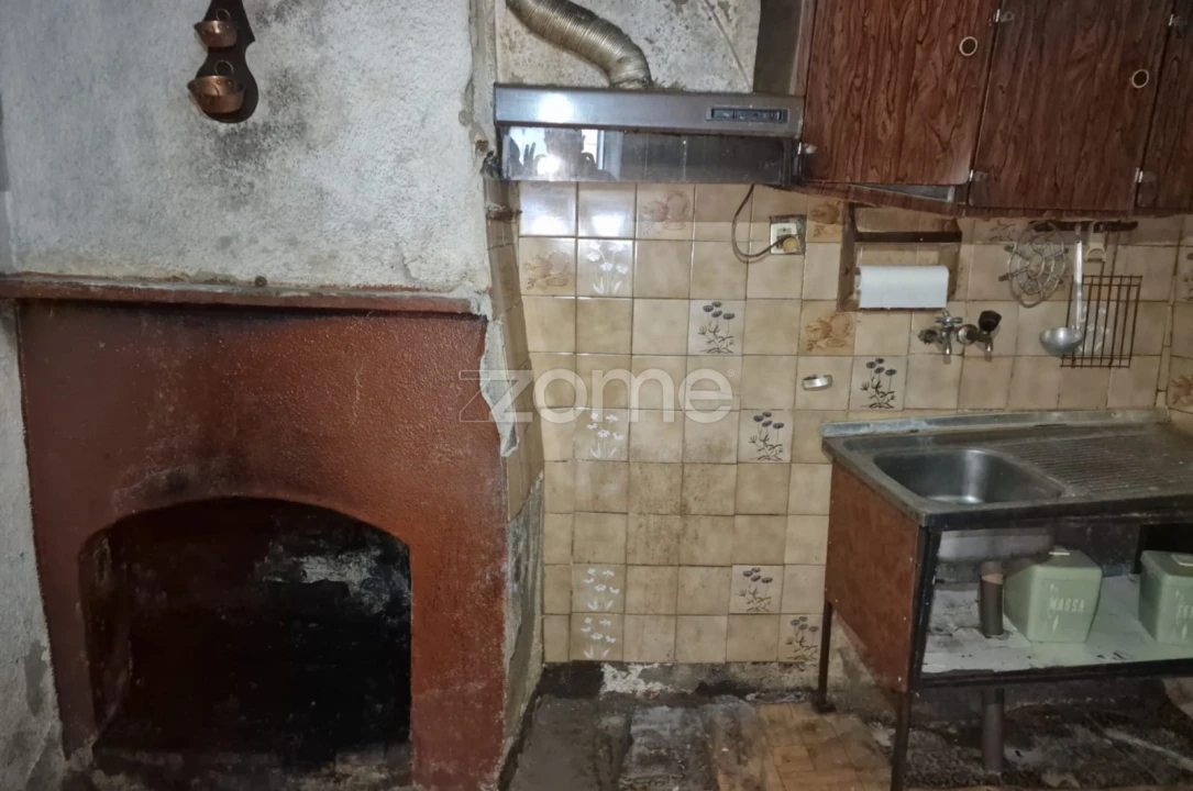 Moradia T1 para Venda em Arcozelo Foto 8