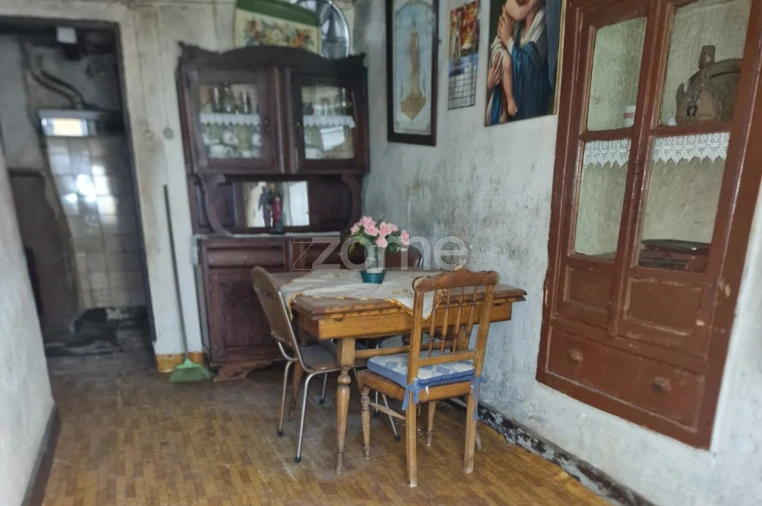 Moradia T1 para Venda em Arcozelo Foto 3