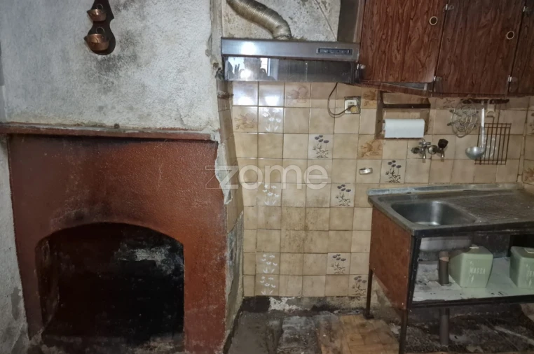 Moradia T1 para Venda em Arcozelo Foto 8