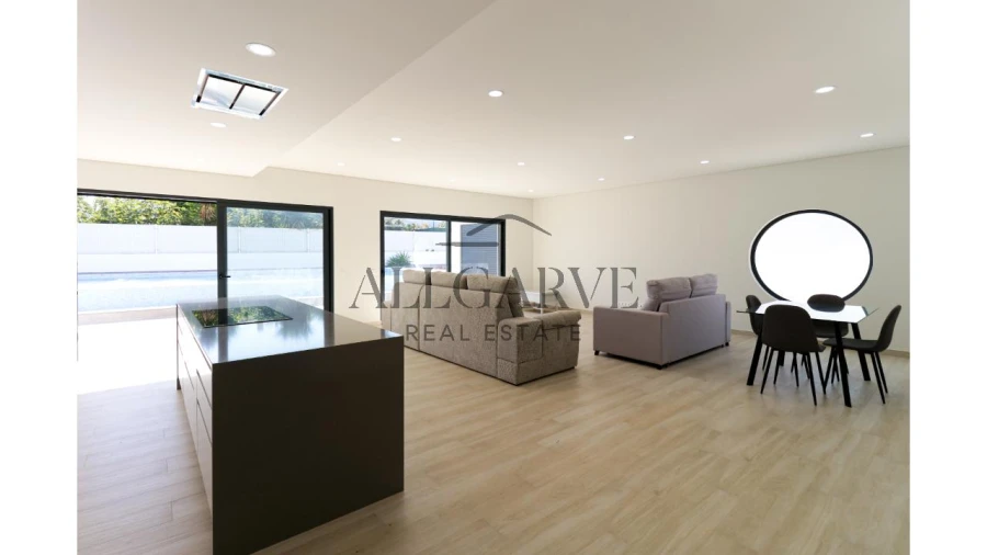 Moradia T3 para Venda em Portimão Foto 6