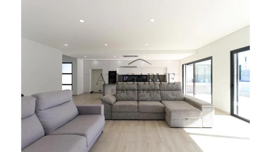 Moradia T3 para Venda em Portimão Foto 8