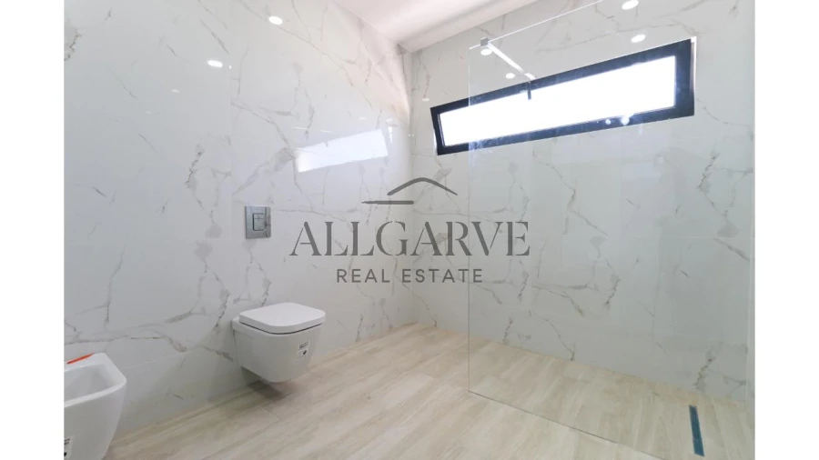 Moradia T3 para Venda em Portimão Foto 25