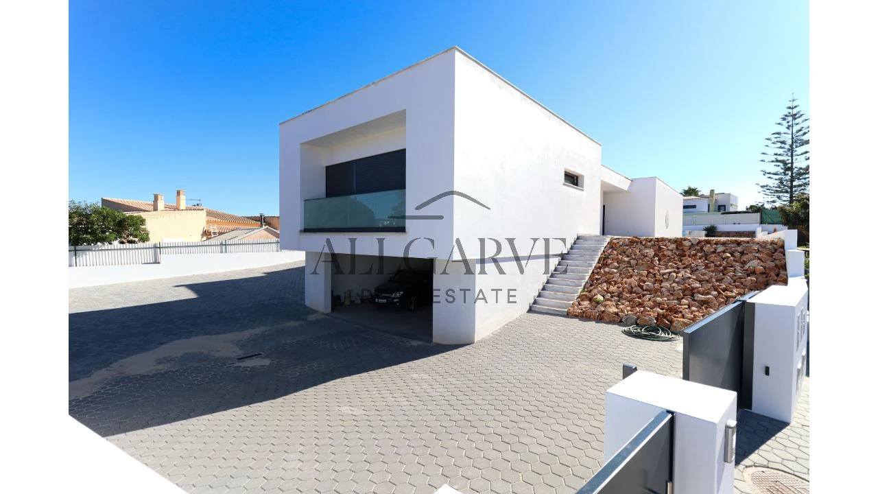 Moradia T3 para Venda em Portimão Foto 4