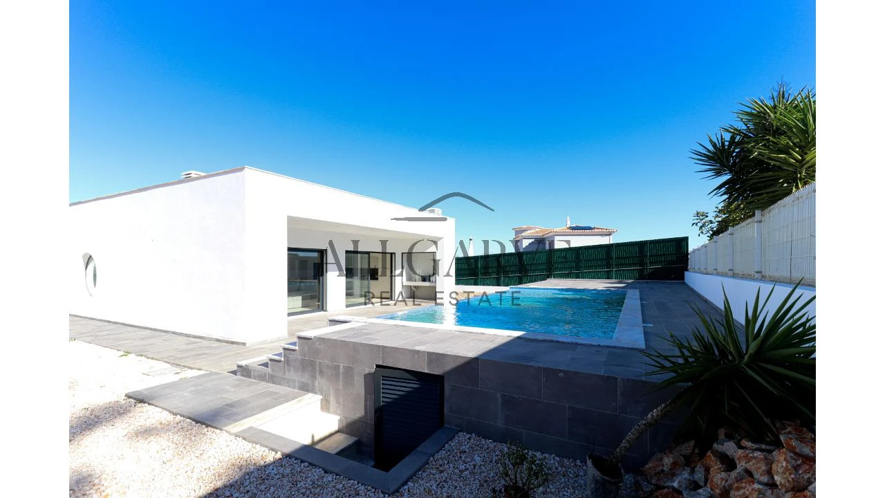 Moradia T3 para Venda em Portimão Foto 31