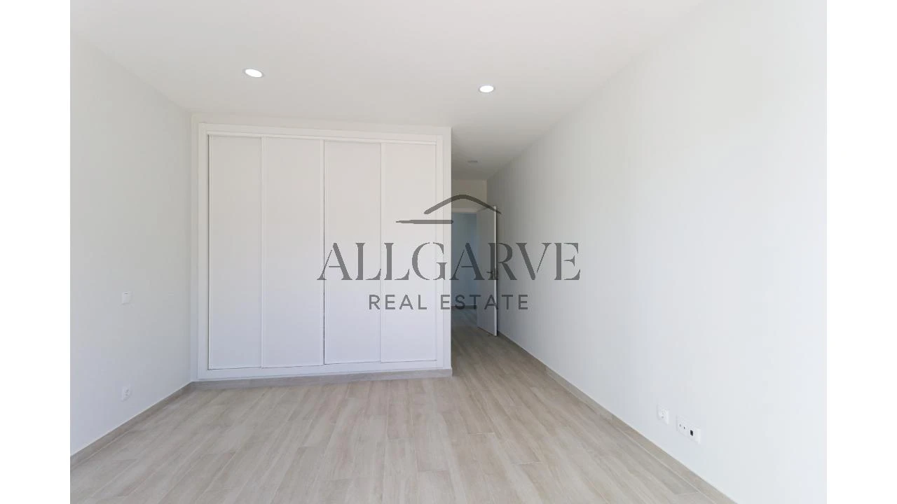 Moradia T3 para Venda em Portimão Foto 17