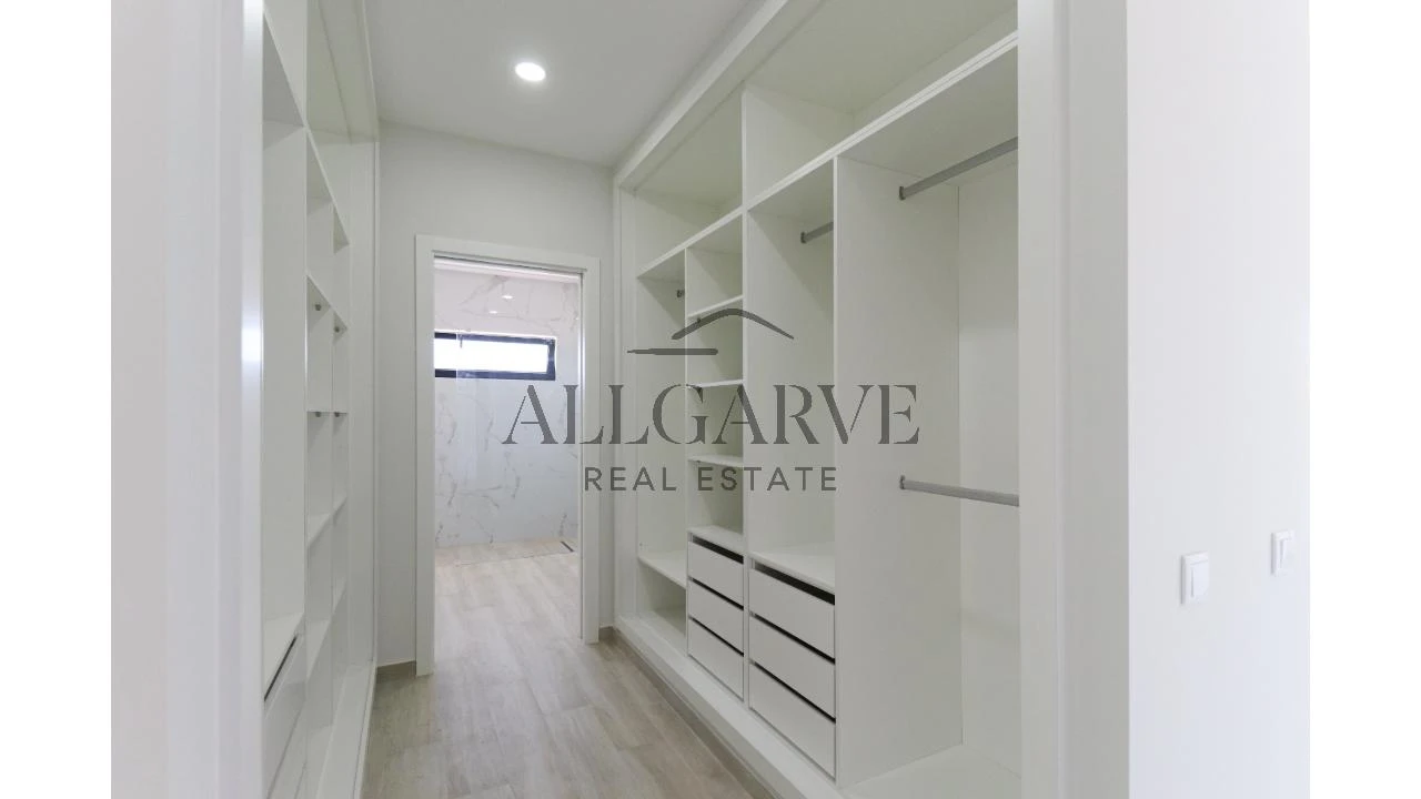 Moradia T3 para Venda em Portimão Foto 22