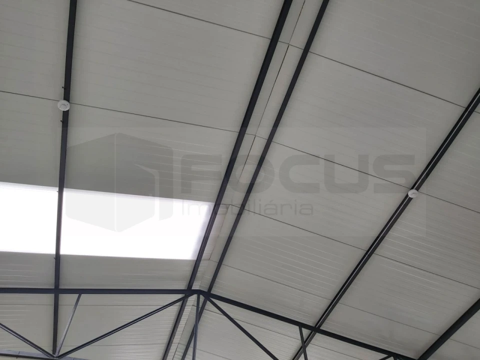 Armazém para Arrendamento em Travassô e Óis da Ribeira Foto 4