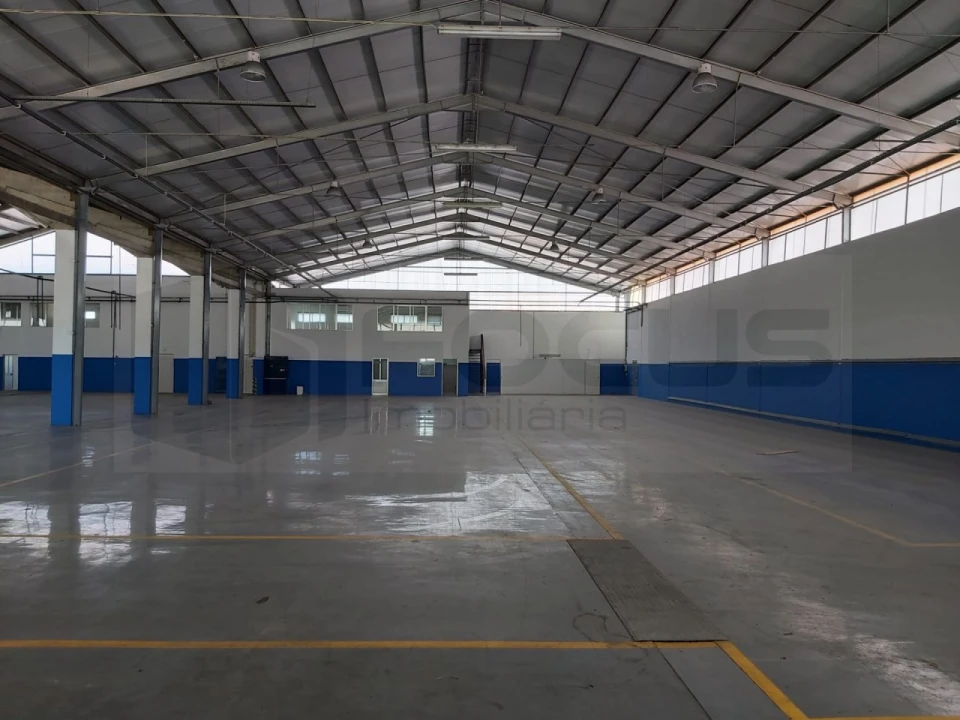 Armazém para Arrendamento em Travassô e Óis da Ribeira Foto 9