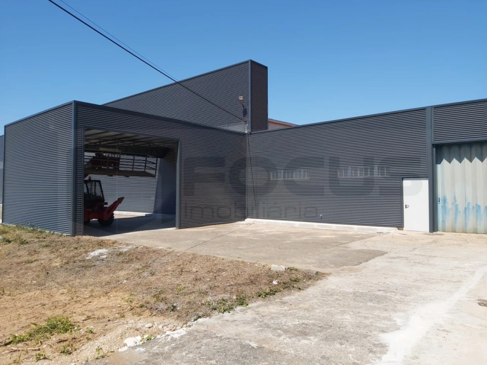 Armazém para Arrendamento em Travassô e Óis da Ribeira Foto 20