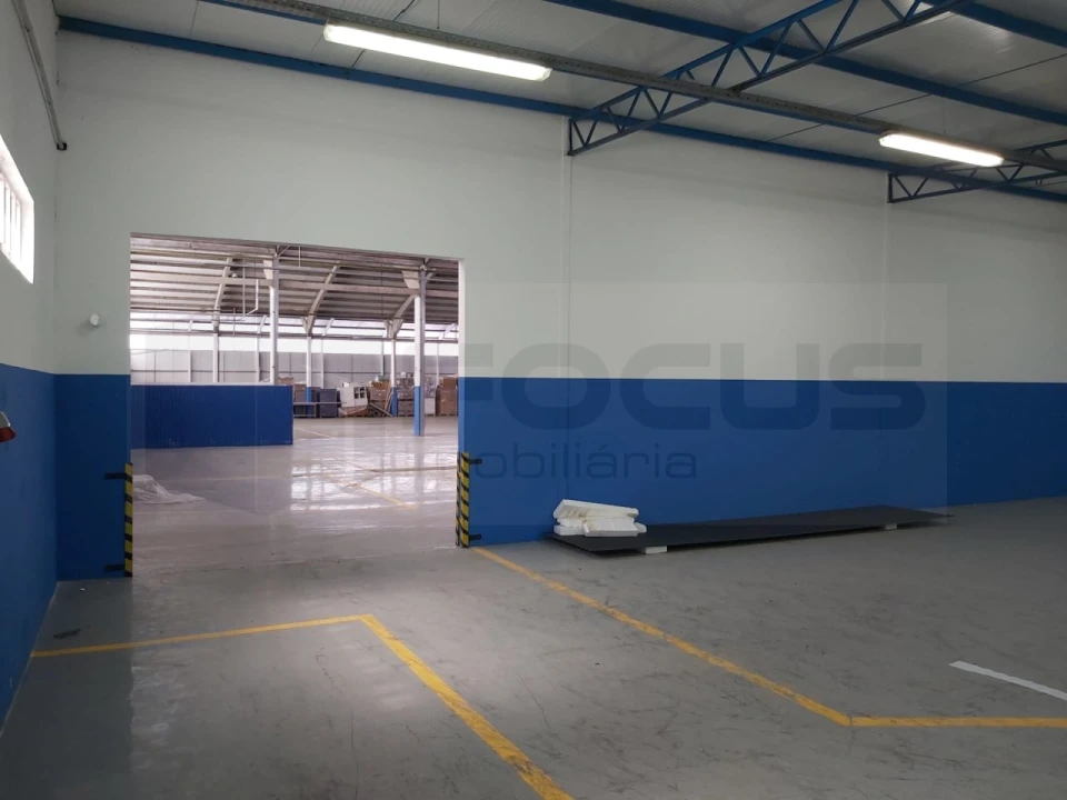 Armazém para Arrendamento em Travassô e Óis da Ribeira Foto 37