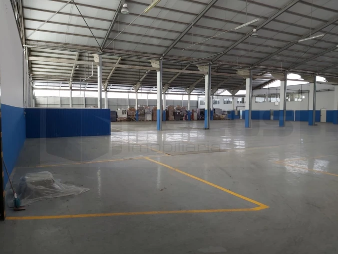 Armazém para Arrendamento em Travassô e Óis da Ribeira Foto 26