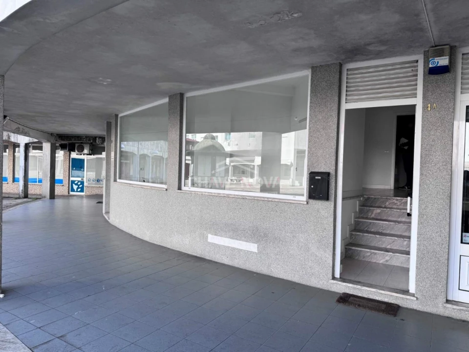 Loja para Venda em Oliveira do Bairro Foto 1