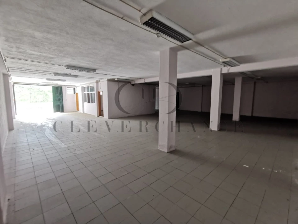 Armazém para Venda em São Felix da Marinha Foto 1