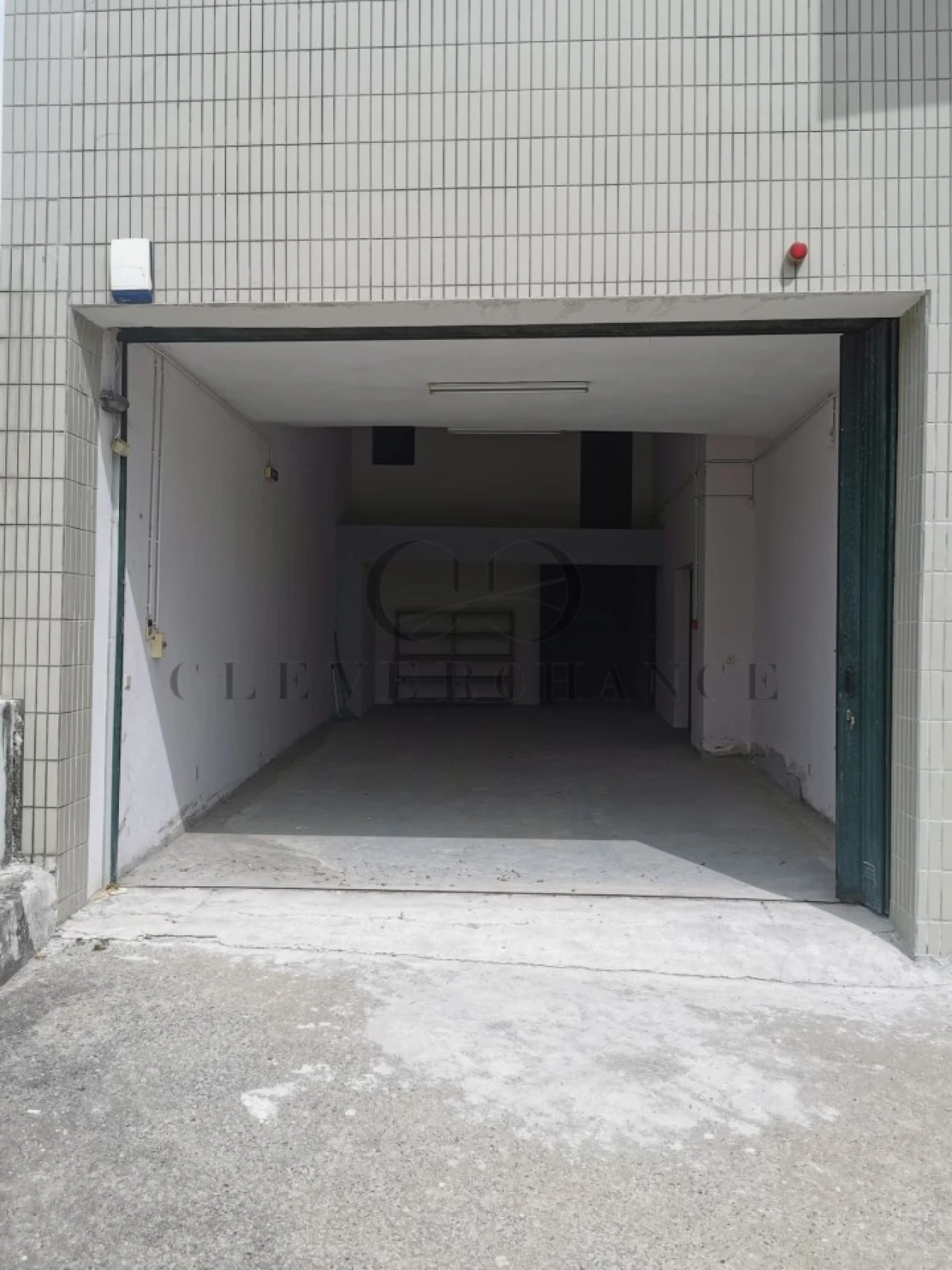 Armazém para Venda em São Felix da Marinha Foto 2