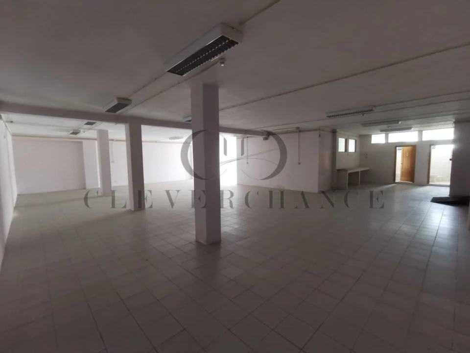 Armazém para Venda em São Felix da Marinha Foto 7