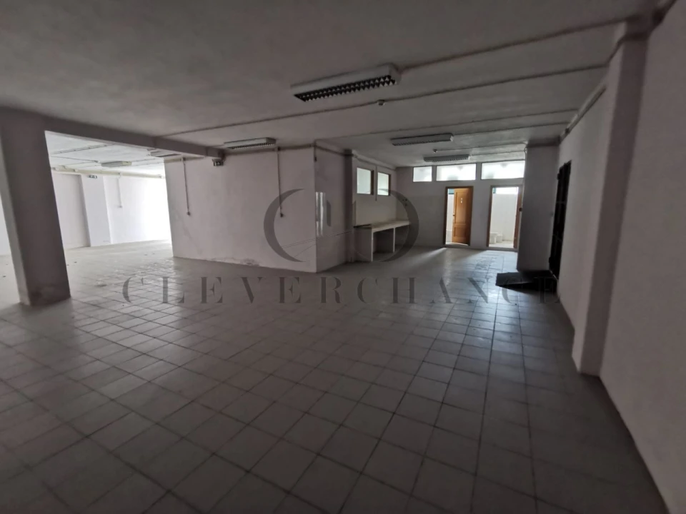 Armazém para Venda em São Felix da Marinha Foto 9