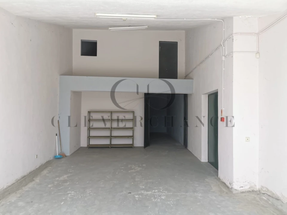 Armazém para Venda em São Felix da Marinha Foto 12