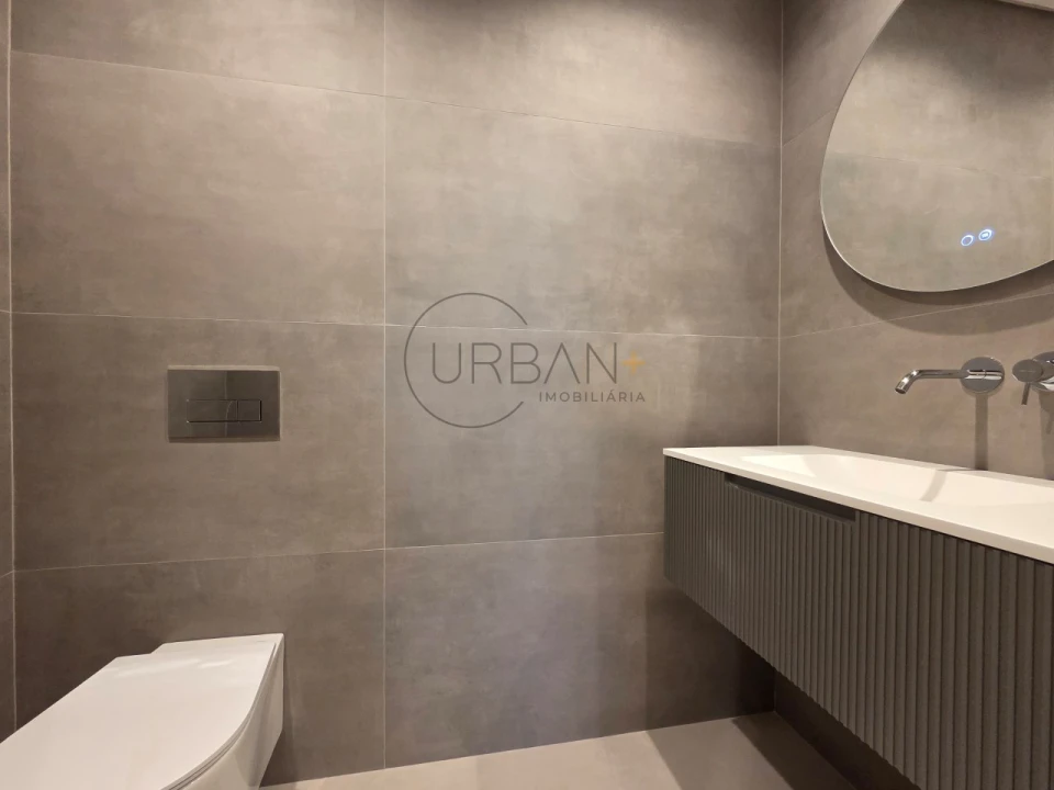 Apartamento T2 para Venda em Repeses e São Salvador Foto 6