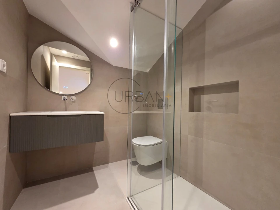 Apartamento T2 para Venda em Repeses e São Salvador Foto 28