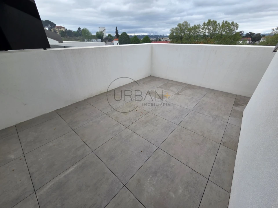 Apartamento T2 para Venda em Repeses e São Salvador Foto 27