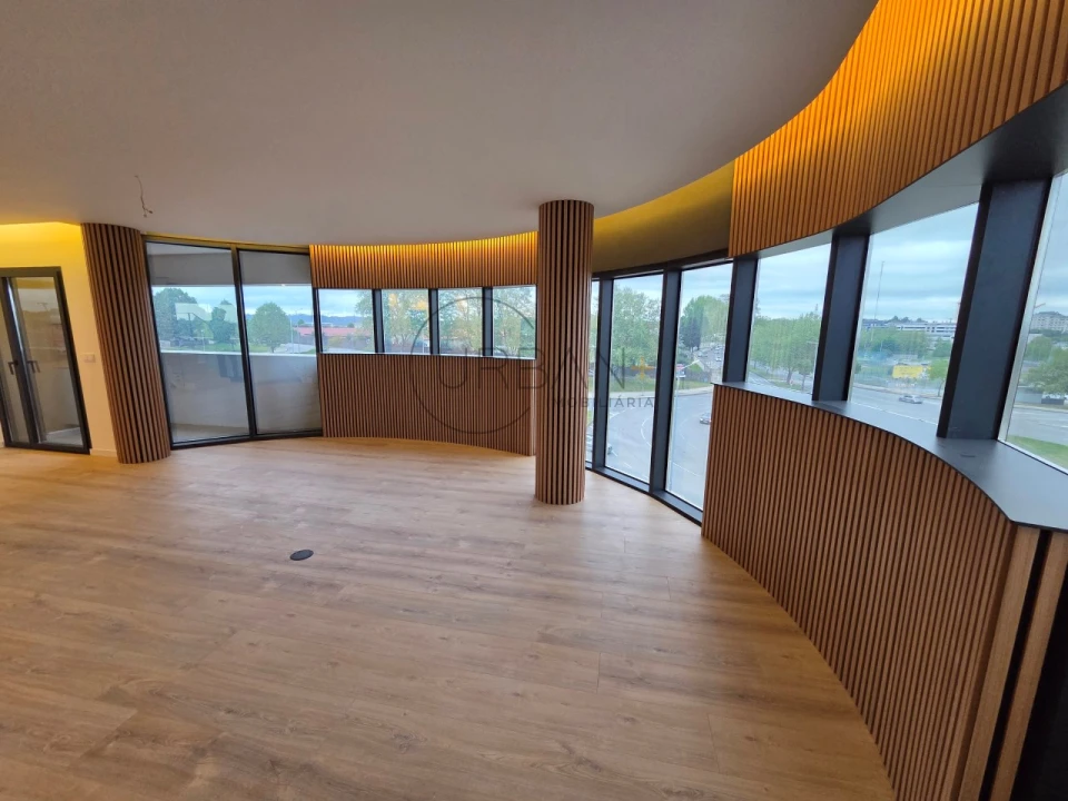 Apartamento T2 para Venda em Repeses e São Salvador Foto 4