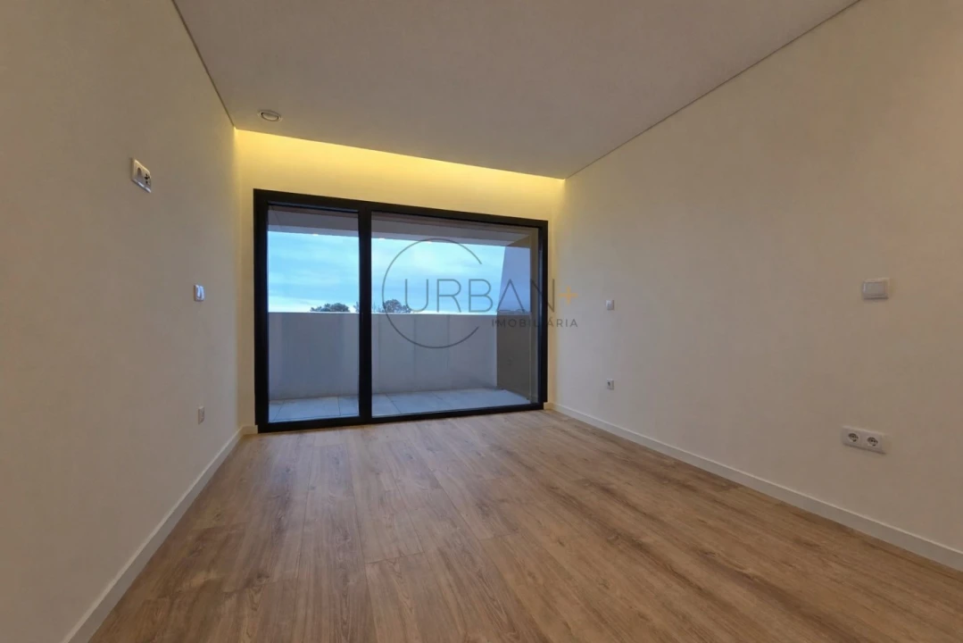 Apartamento T2 para Venda em Repeses e São Salvador Foto 7