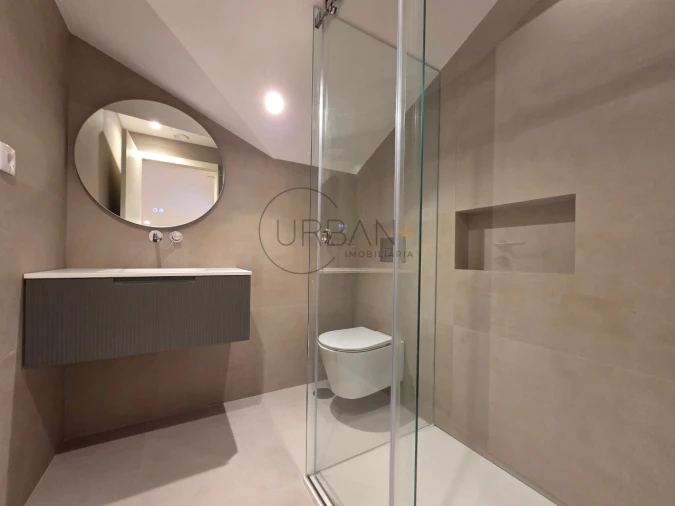 Apartamento T2 para Venda em Repeses e São Salvador Foto 28