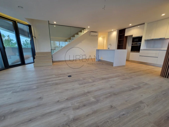 Apartamento T2 para Venda em Repeses e São Salvador Foto 5