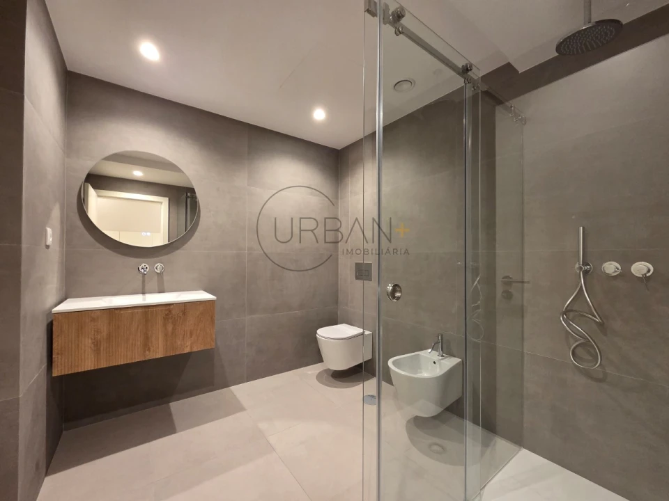 Apartamento T2 para Venda em Repeses e São Salvador Foto 20