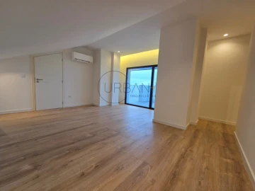 Apartamento T2 para Venda em Repeses e São Salvador