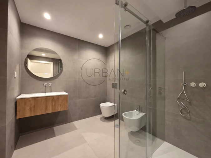 Apartamento T2 para Venda em Repeses e São Salvador Foto 20