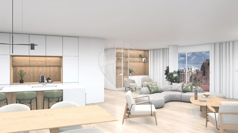 Apartamento T4 para Venda em Almeirim