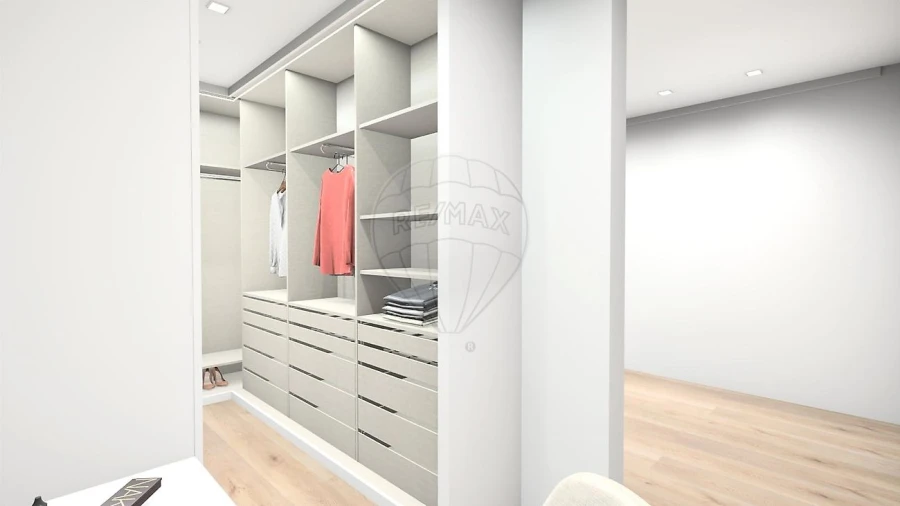 Apartamento T4 para Venda em Almeirim Foto 9