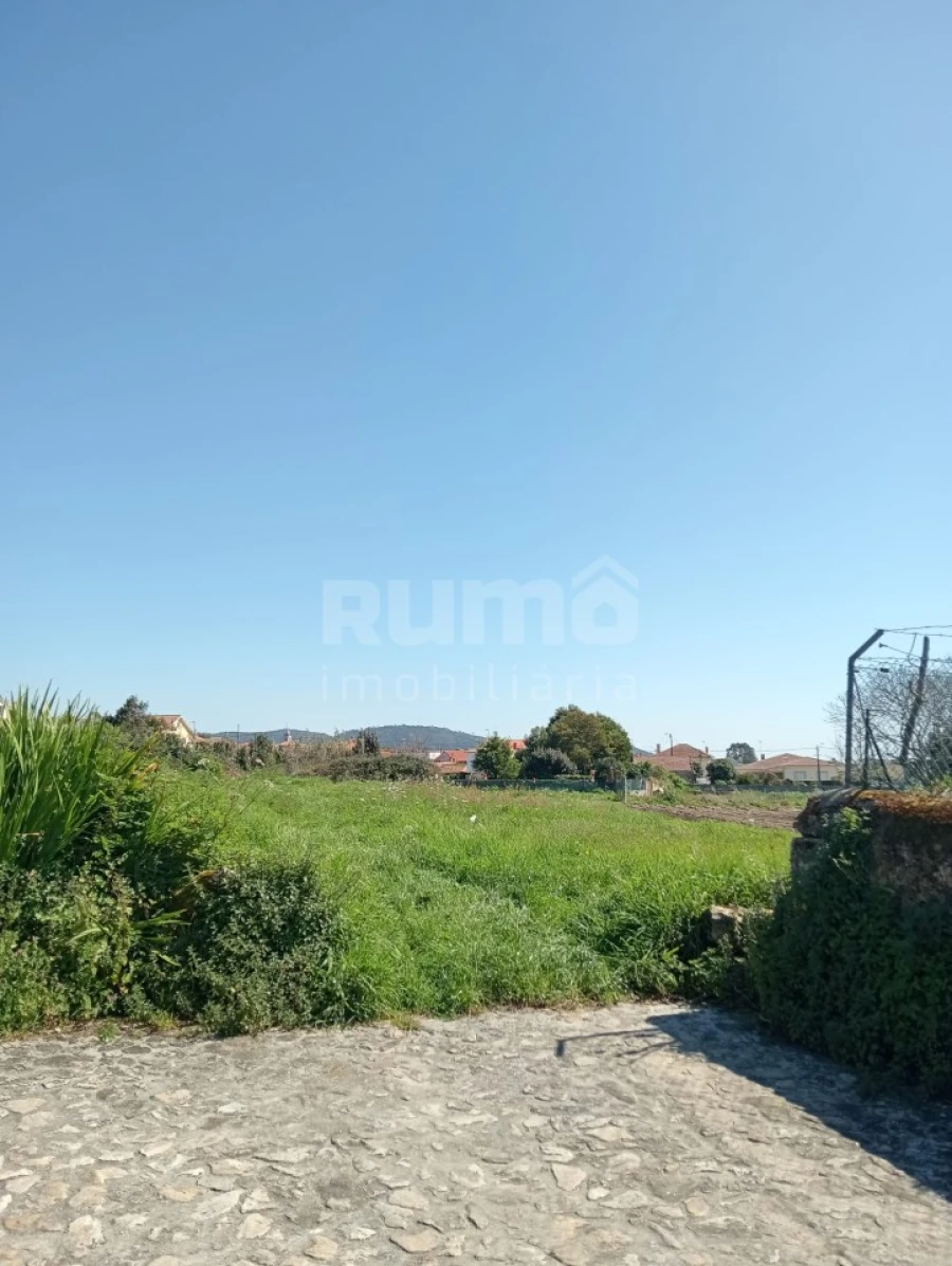Terreno para Venda em Castelo do Neiva Foto 2