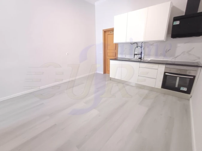 Apartamento T1 para Venda em Queluz e Belas