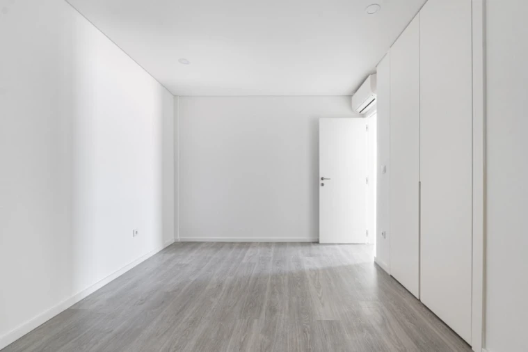 Moradia T4 para Venda em Lago Foto 16