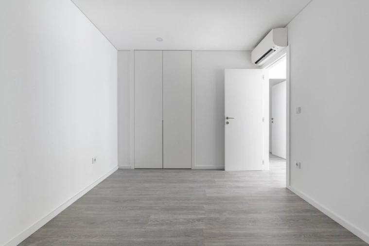 Moradia T4 para Venda em Lago Foto 8