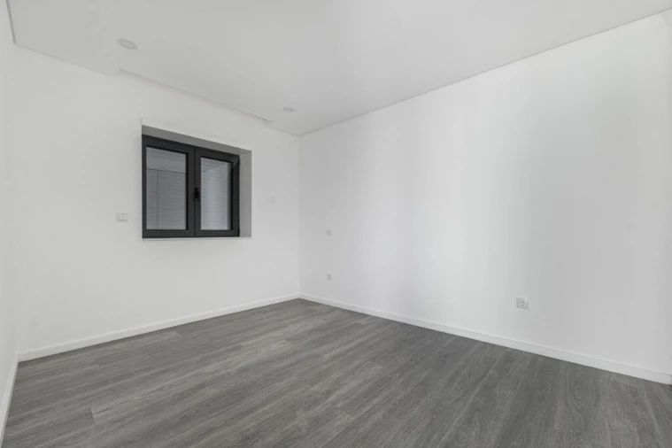 Moradia T4 para Venda em Lago Foto 7