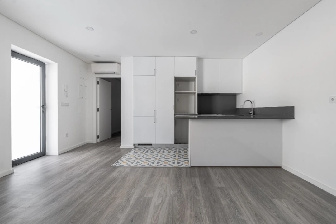 Moradia T4 para Venda em Lago Foto 3