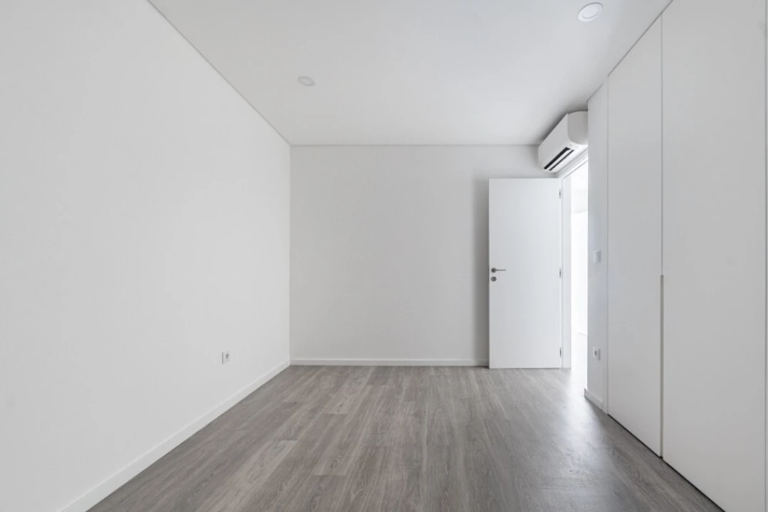 Moradia T4 para Venda em Lago Foto 6