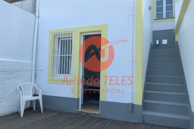 Moradia T4 para Venda em Angra (São Pedro) Foto 3