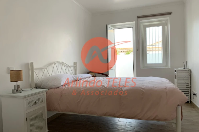 Moradia T4 para Venda em Angra (São Pedro) Foto 24