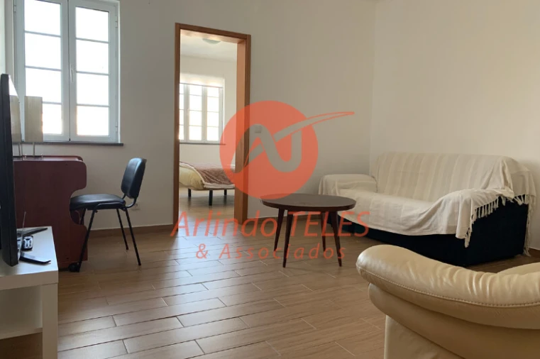 Moradia T4 para Venda em Angra (São Pedro) Foto 8