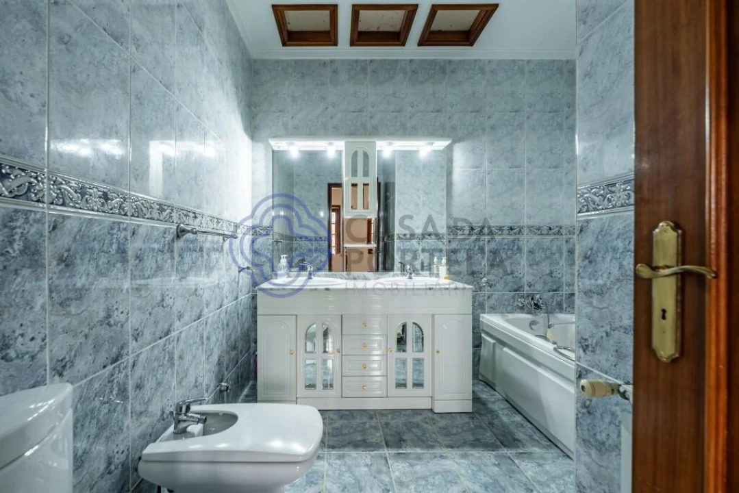 Moradia T4 para Venda em Grijó e Sermonde Foto 17