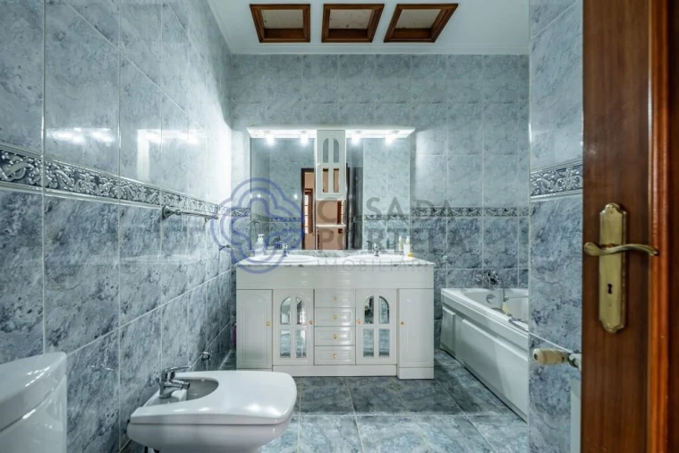 Moradia T4 para Venda em Grijó e Sermonde Foto 17